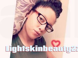 Lightskinbeauty22