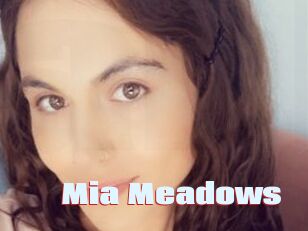 Mia_Meadows