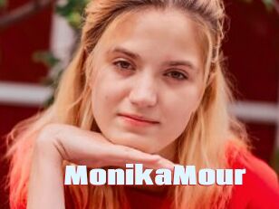 MonikaMour