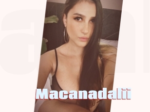 Macanadalii