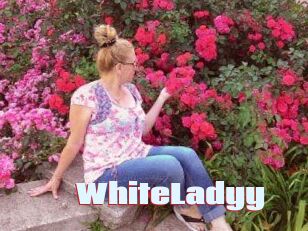 WhiteLadyy